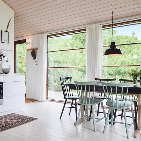 2 Bedroom Cozy In Tranekaer * Hou (Syddanmark)